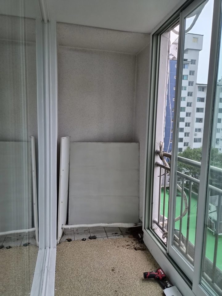 산본 수납장리폼 시공 전 주방 하부장·베란다 수납장 2